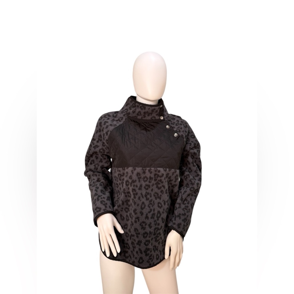 J.Crew Quilted Button Neck (Size XS) Leopard Fleece